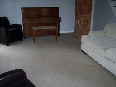 Spacious living room
