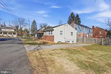 3517 N Rolling Rd, Windsor Mill, MD 21244 - photo 4