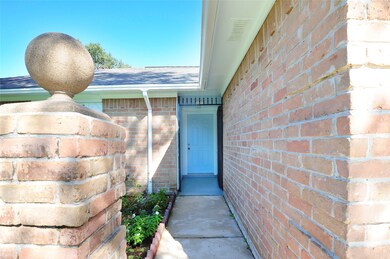 10418 Mackenzie Dr, Houston, TX 77086 - photo 4