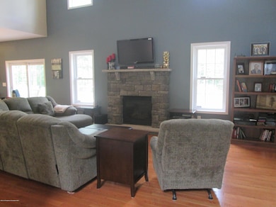 298 Union Mill Rd, Roaring Brook Township, PA 18444 - photo 4