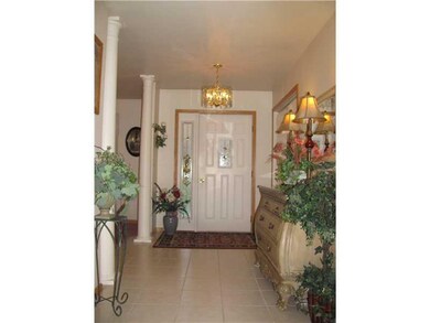 Entry/Foyer. FORMAL ENTRY THRU THE FRONT DOOR FORM