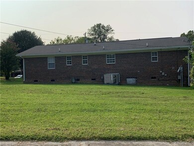 309 Church St, Reidsville, NC 27320 - photo 2