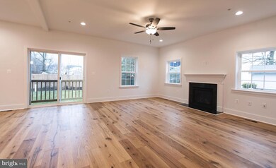 308 Poplar Ave, Edgewater, MD 21037 - photo 4