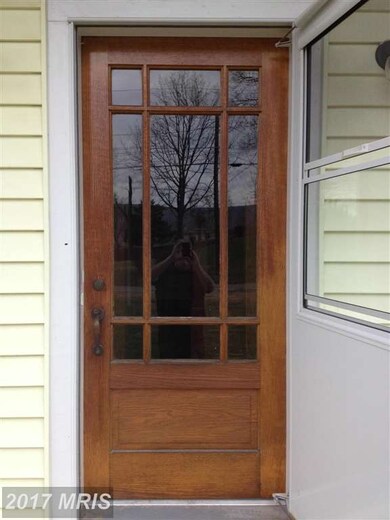 8708 Myersville Rd, Middletown, MD 21769 - photo 3