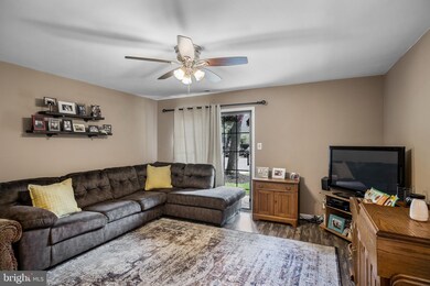 171A Collin Ct unit 171A, Mount Laurel, NJ 08054 - photo 2