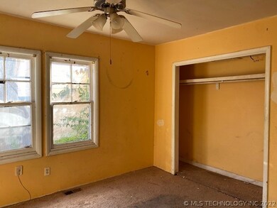 1215 S 8th St, McAlester, OK 74501 - photo 7