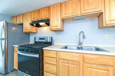 18 Cross St, Nashua, NH 03064 - photo 7