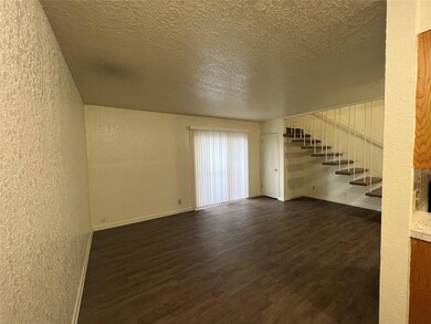 202 Jackson St unit 2, Weatherford, TX 76086 - photo 3