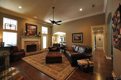 5826 Brynmar Ct, Tyler, TX 75703 - photo 6