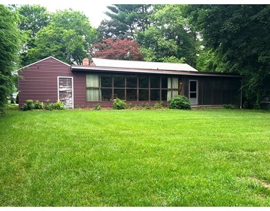 79 Orchardview St, West Springfield, MA 01089 - photo 2