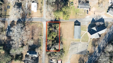 7 Wilson Ave, Great Falls, SC 29055 - photo 3