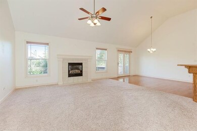 1302 SW Georgetown Dr, Lees Summit, MO 64082 - photo 6