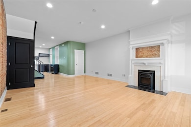 1402 James St, Pittsburgh, PA 15212 - photo 5