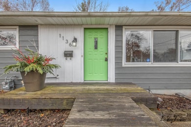 1136 Aberdeen St NE, Grand Rapids, MI 49505 - photo 4