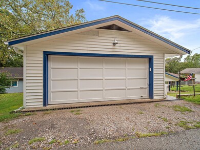 74 Busch Ave, Kimberling City, MO 65686 - photo 5