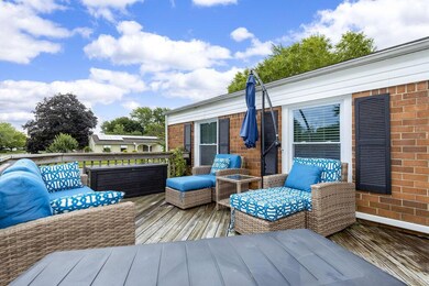Front Patio - Overview