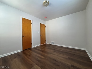 210 E 15th St, Elyria, OH 44035 - photo 6