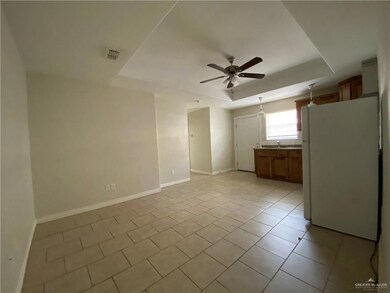 616 Jade St unit B, Edinburg, TX 78541 - photo 4