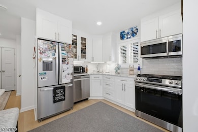 2085 Nicholl Ave, Scotch Plains, NJ 07076 - photo 7