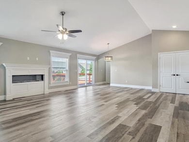 1136 Pisa Dr, Caseyville, IL 62232 - photo 5