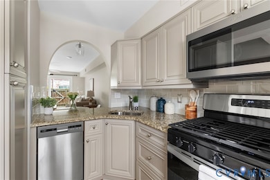 705 N Hamilton St unit D, Richmond, VA 23221 - photo 4