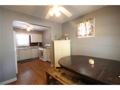 Breakfast Room
