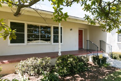 2685 Poli St-MLS_Size-003-19-Front Porch