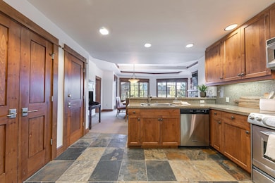 Iron Horse Lodge unit 202, Truckee, CA 96161 - photo 2