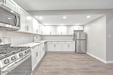 352 Sweetbriar St, Keyport, NJ 07735 - photo 6