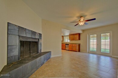 Interior/Kitchen