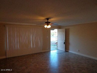 6830 36th Dr Living 2
