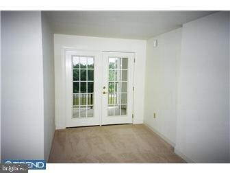 Windsor at Glen Mills unit 318, Glen Mills, PA 19342 - photo 5