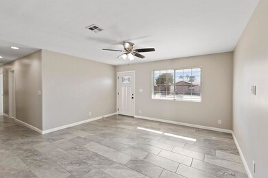 003_Living Room