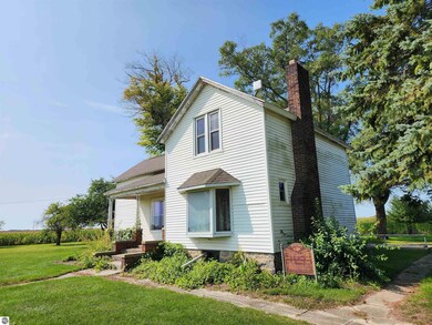 4893 N Winans Rd, Alma, MI 48801 - photo 5