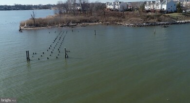 1381 Hilltop Rd, Baltimore, MD 21226 - photo 6