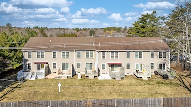 1383 Post Road, Wells, Unit 5 w_arrows-