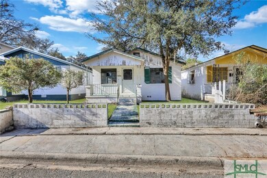 1031 W 38th St, Savannah, GA 31415 - photo 3