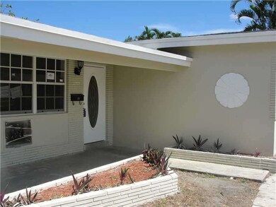 2907 Island Dr, Miramar, FL 33023 - photo 2