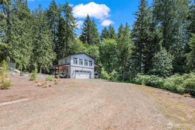 Lots of room & privacy to enjoy!