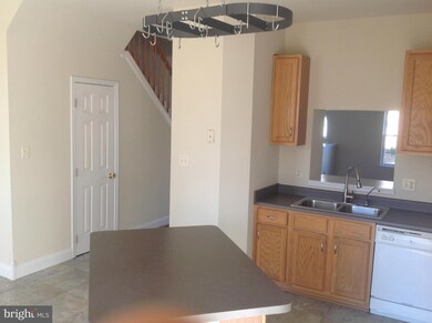 1502 S Rambling Way, Frederick, MD 21701 - photo 3