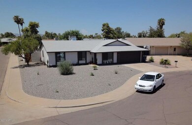 1414 W Los Arboles Place, Chandler, AZ 85224 - photo 2
