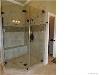 HUGE SHOWER IN MASTER BATH
