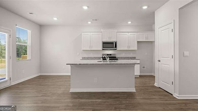 5437 Baybrook Cir, South Fulton, GA 30349 - photo 2