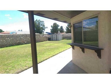 1840 Pete Brown Dr, El Paso, TX 79936 - photo 4