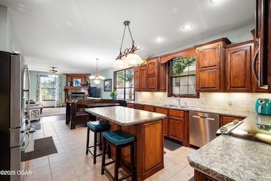 1806 Mountain Ash Dr, Joplin, MO 64801 - photo 7