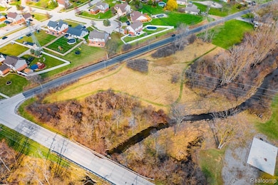 003 Woodruff Rd, Gibraltar, MI 48173 - photo 3