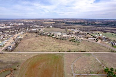 1238 Perry Ave, Perry, OK 73077 - photo 5