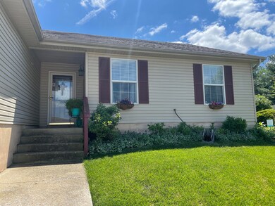 116 Baltrusol Ct, Frankfort, KY 40601 - photo 2