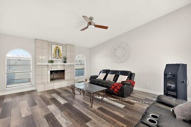 3402 Aquarius Cir, Garland, TX 75044 - photo 4