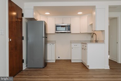 380 Broadview Ave unit 5, Warrenton, VA 20186 - photo 2